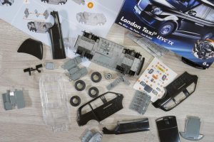 Airfix QUICKBUILD London Taxi 5