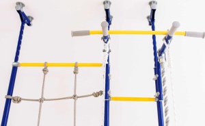 Małpiszon Słupek rozporowy z siatką do drabinki niebieski Kometa 10