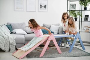 Małpiszon Domowy plac zabaw trójkąt Pikler Montessori błękitny Moon LunaToys 14