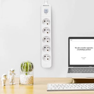Aigostar  Francuski przedłużacz 5-gniazdowy z wyłącznikiem biało-szary 5m Francuski przedłużacz 5-gniazdowy z wyłącznikiem biało-szary 5m 3
