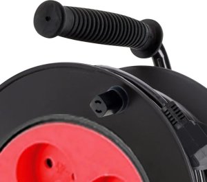 Aigostar  Przedłużacz bębnowy z 4 gniazdami typu francuskiego 3G 1.0m 25 m czarny Zwijacz kabla z 4 gniazdami typu francuskiego 3G 1.0m 25 m czarny 3