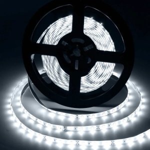 Taśma LED Aigostar  Taśma LED  5m zimna + zasilacz LED Pasek świetlny niskiego napięcia 5m 3