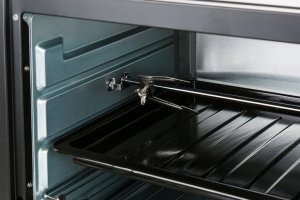 Mini piekarnik First First Austria Elektrinė orkaitė First FA-5043-2(30L) 1600W 15