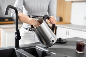 Czajnik First Metalowy czajnik 1,7 l FA-5407-5 3