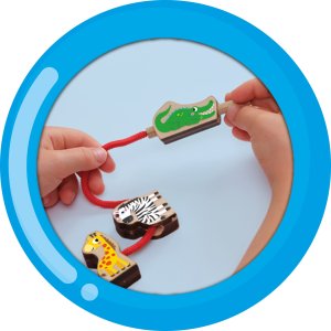 SES Sznurowanie drewnianych zwierzątek 6