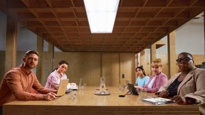 Laptop HP EliteBook 1040 G11 Ultra 7 155H / 32 GB / 1 TB / W11 Pro (9G0W9ET) 11