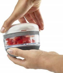 Zyliss Zyliss Twist & Roll Mini Chopper, Black, Grey, White, 90 mm, 10 cm, Box 6