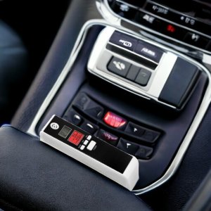 PrzydaSie Alkomat Bezustnikowy Cyfrowy Precyzyjny Termometr 12