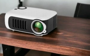 Projektor PrzydaSie Projektor Mini Rzutnik Hd Smart A2000 Przenośny Pilot Hdmi 6