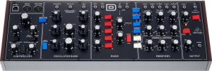 Behringer Behringer MODEL D Syntezator analogowy 10