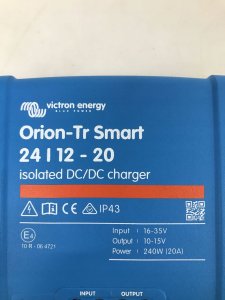Ładowarka Victron Energy Victron Energy Konwerter Orion-Tr Smart 24/12-20A Isolated DC-DC charger 10