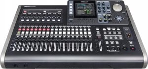 Kolumna Tascam Mikser Tascam DP-24 SD 12 ścieżek mono + 6 ścieżek stereo 1