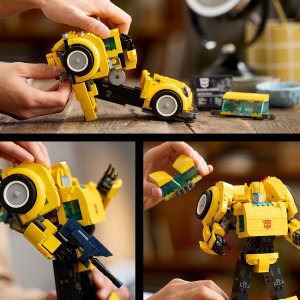 LEGO Icons Bumblebee (10338) 7