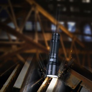 Latarka Fenix Latarka diodowa Fenix C7 13