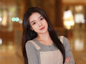 Lampa studyjna Ulanzi Lampa Błyskowa Gn12 Na Sanki Stopkę Iso Aparat Kamera Telefon / Ulanzi / F12 3