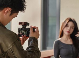 Lampa studyjna Ulanzi Lampa Błyskowa Gn12 Na Sanki Stopkę Iso Aparat Kamera Telefon / Ulanzi / F12 5