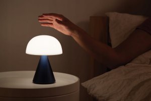 Lampa stołowa Lexon Lexon Mina L Lampa LED granatowy/navy LH65MDB 7