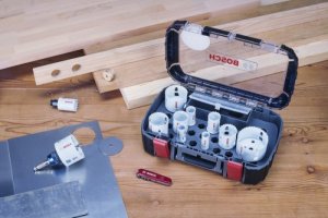 Bosch ZESTAW OTWORNIC PROGRESSOR 20-76MM 14 EL. + VICTORINOX 1