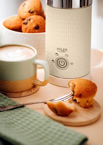 Spieniacz do mleka Adler Kremowy (AD 4495) 17