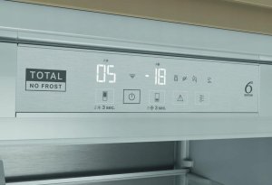 Lodówka Whirlpool WHIRLPOOL CHŁODZ-ZAMRAŻ WHSP70T262P 193 cm 3