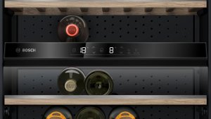 Chłodziarka do wina Bosch Serija 6, Laisvai pastatomas vyno šaldytuvas, 186 x 60 cm KWK36ABGA 3