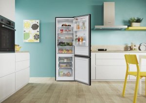 Lodówka Candy Candy | Šaldytuvas | CCT3L517EB | Energy efficiency class E | Free standing | Combi | Height 176 cm | No Frost system | Šaldytuvas net capacity 186 L | Šaldiklis net capacity 74 L | Ekranas | 39 dB | Juodas 15