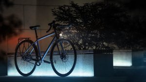 Supernova Lampka przednia SUPERNOVA E3 Pro 2 na dynamo silver 8