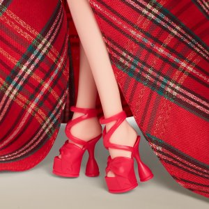 Lalka Barbie Barbie Signature Holiday (HRM61) 19