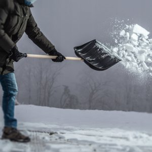 Kadax KADAX Łopata Pług Do Śniegu Na Kółkach + Łopata Drewniany Trzonek Zestaw 5