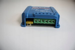 Ładowarka solarna Victron Energy Victron Energy Regulator ładowania Blue Solar MPPT 75V/15A 13