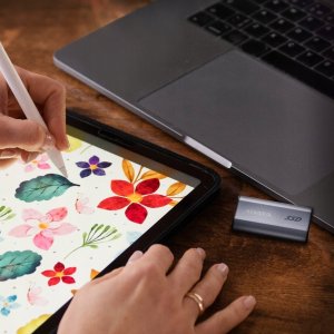 Dysk zewnętrzny SSD ADATA SC750 1TB Czarny (SC750-1000G-CCBK) 9