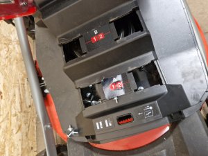 Kosiarka akumulatorowa Einhell Einhell Professional cordless lawn mower GP-CM 36/52 S Li BL, 36Volt (2x18Volt) (red/black, 4x Li-ion battery 5.2Ah, with rear-wheel drive Vario Speed) 4