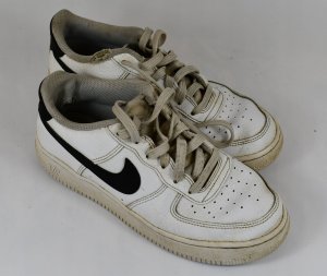 Nike Nike W Air Force 1 07 Next Nature DC9486-101 białe 42 17