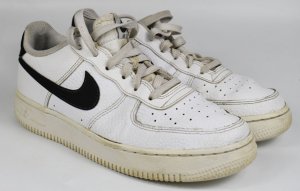 Nike Nike W Air Force 1 07 Next Nature DC9486-101 białe 42 34