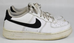 Nike Nike W Air Force 1 07 Next Nature DC9486-101 białe 42 35