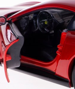 Bburago BBU 1:24 Ferrari Roma Red 26029 RD 60294 9