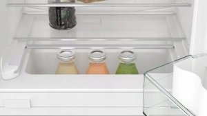 Lodówka Siemens Siemens iQ300 KU22LVFD0 chłodziarko-zamrażarka Pod ladą 110 l D 2