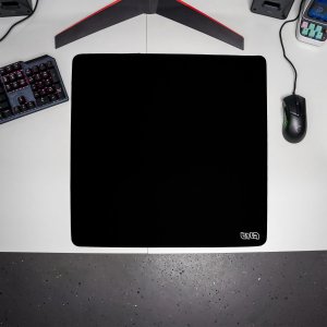 Podkładka Tilt PODKŁADKA POD MYSZ MYSZKĘ Black 50x50 TILT Wytrzymała Na biurko Gamingowa 2