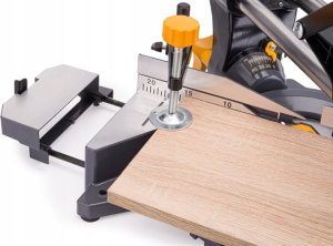 Powermat Piła ukośna pilarka ukośnica do drewna laser 2400W Powermat PM-UK-2400M 6