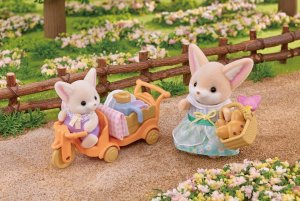 Figurka Epoch Sylvanian Families - Liski pustynne na pikniku (5698) 16