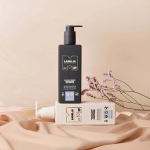 Label m Odbudowujący szampon do włosów Label.m M-Plex Bond 300 ml 2