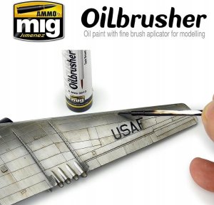 Vallejo Ammo: Oilbrusher - Medium Soil (10 ml) 1