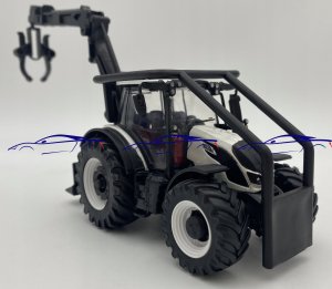 Teka Valtra N174 z kłodami napęd BBURAGO 4