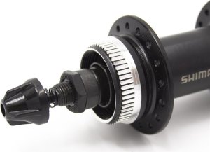 Shimano Piasta tylna Shimano Cues FH-QC300, 8-11 rzędów, Center Lock, 135 mm, QR, 36H 6