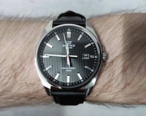 Zegarek Casio Zegarek Casio Edifice Momentum EFV-150L-1AVUEF męski . 2