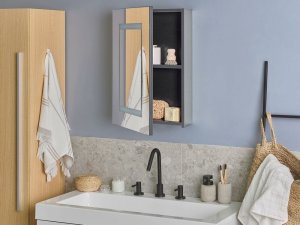 Beliani Szafka łazienkowa wisząca z lustrem LED 40 x 60 cm czarna MALASPINA 2