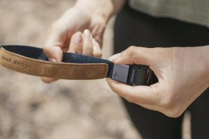 Torba Peak Design Pasek Na Nadgarstek Peak Design Cuff Midnight Niebieski v3 6