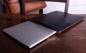 Etui Baltan etui do Apple MacBook Air 13 czarny 7