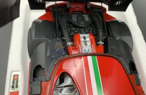 Bburago Ferrari Monza SP1 1:18 BBURAGO 28