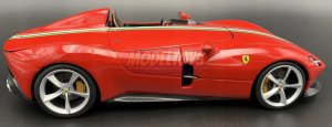 Bburago Ferrari Monza SP1 1:18 BBURAGO 30